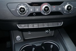 2023款奥迪A4L