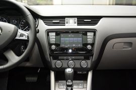 2015款斯柯达明锐1.6L