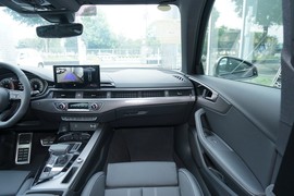 2023款奥迪A4L