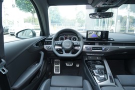 2023款奥迪A4L