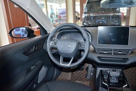 2023款红旗E-QM5