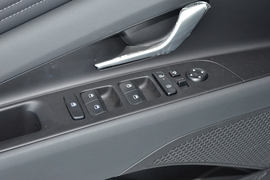 2023款现代伊兰特