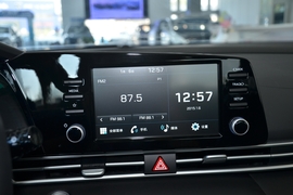 2023款现代伊兰特