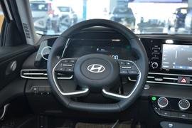 2023款现代伊兰特