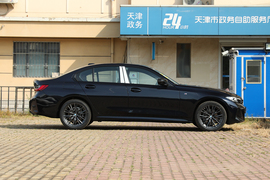 2024款宝马325i