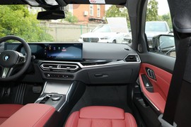 2024款宝马325i