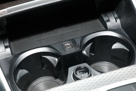 2024款宝马325i