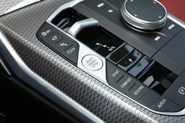 2024款宝马325i