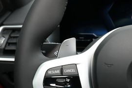 2024款宝马325i