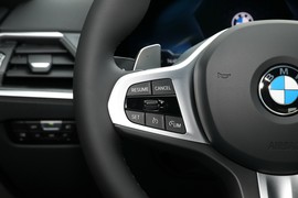 2024款宝马325i