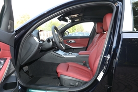2024款宝马325i