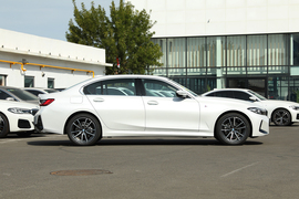 2024款宝马320Li