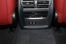 2024款宝马320Li