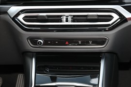 2024款宝马320Li