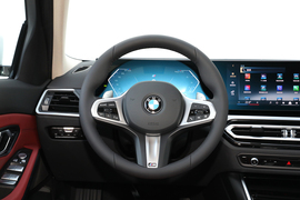 2024款宝马320Li
