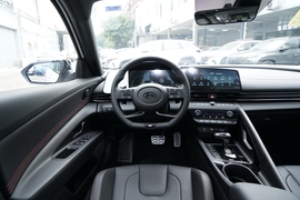 2023款现代伊兰特