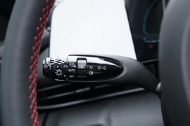 2023款现代伊兰特