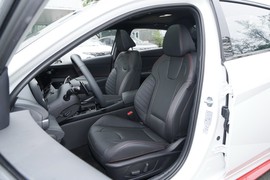 2023款现代伊兰特