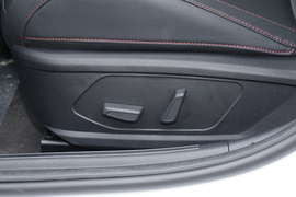 2023款现代伊兰特