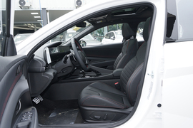 2023款现代伊兰特