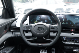 2023款现代伊兰特