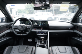 2023款现代伊兰特