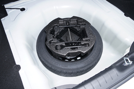 2023款现代伊兰特