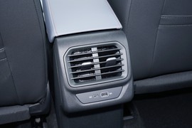 2024款大众凌渡L