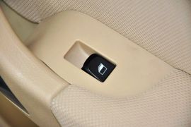 2012款中华V5