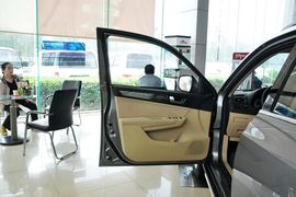 2012款中华V5