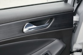 2024款奇瑞艾瑞泽5