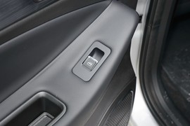 2024款奇瑞艾瑞泽5