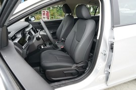 2024款奇瑞艾瑞泽5