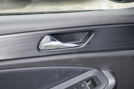 2024款奇瑞艾瑞泽5