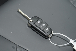 2024款奇瑞艾瑞泽5