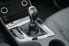 2024款奇瑞艾瑞泽5