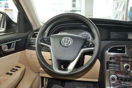 2012款中华V5