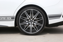 2023款奔驰AMG