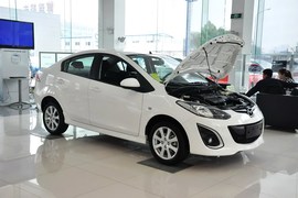 2012款马自达2三厢1.5手动时尚版