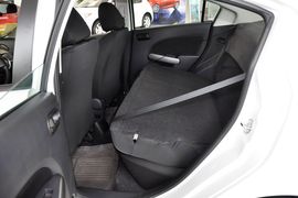 2012款马自达2三厢1.5手动时尚版