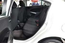 2012款马自达2三厢1.5手动时尚版