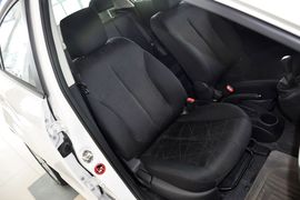 2012款马自达2三厢1.5手动时尚版