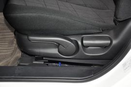 2012款马自达2三厢1.5手动时尚版