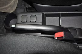 2012款马自达2三厢1.5手动时尚版