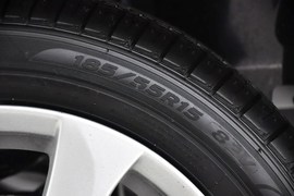 2012款马自达2三厢1.5手动时尚版