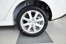 2012款马自达2三厢1.5手动时尚版