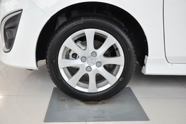 2012款马自达2三厢1.5手动时尚版