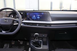 2023款长安F70蓝鲸