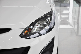 2012款马自达2三厢1.5手动时尚版