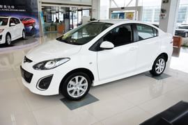 2012款马自达2三厢1.5手动时尚版